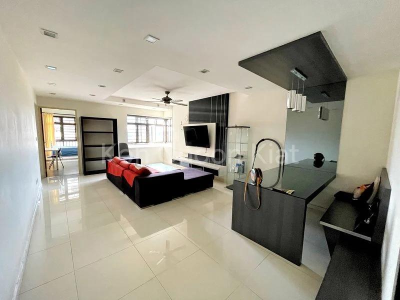 4 Room (4A) HDB for Rent in  89 Tanglin Halt Road - Image 2